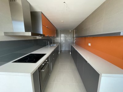 Apartamento ID.1732 - EN VENTA 3 DORMITORIOS 3 BAÑOS EN SUITE MANSA !!!