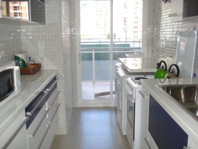 Apartamento ID.1485 - APTO EN VENTA, PUNTA DEL ESTE,  PARRILLERO PROPIO, EXCELENTE UBICACION, MULTIPLES SERVICIOS