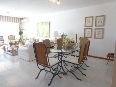 Apartamento ID.2757 - Con piscina propia, espectacular vista y ubicaciónALQUILER Y VENTA PUERTO