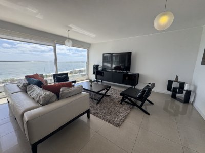 Apartamento ID.1734 - VENTA: A PASOS DE ENJOY TORRE DE CATEGORIA 2 DORMITORIOS MANSA
