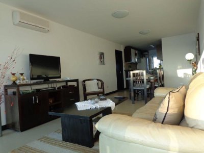 Apartamento ID.1951 - Apartamento en Venta, Playa Mansa, Punta del Este. Espectacular estado
