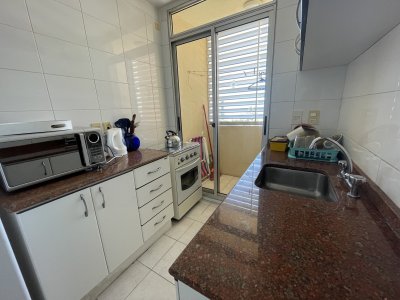 Apartamento ID.1641 - Apartamento en Venta,  Punta del Este, 2 dormitorios, múltiples servicios