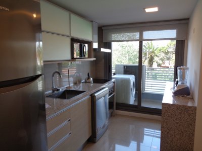 Apartamento ID.1765 - MANSA VENTA Y ALQUILER   3 DORMITORIOS 2 BAÑOS AIDY GRILL