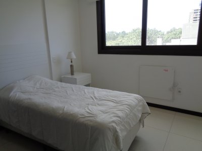 Apartamento ID.1269 - ALQUILER ANUAL 3 DORMITORIOS, PUNTA DEL ESTE