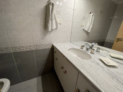 Apartamento ID.1366 - HERMOSO PEN HOUSE EN ALQUILER CON  VISTA A LA PLAYA BRAVA PARA 6 PERSONAS PUNTA DEL ESTE 