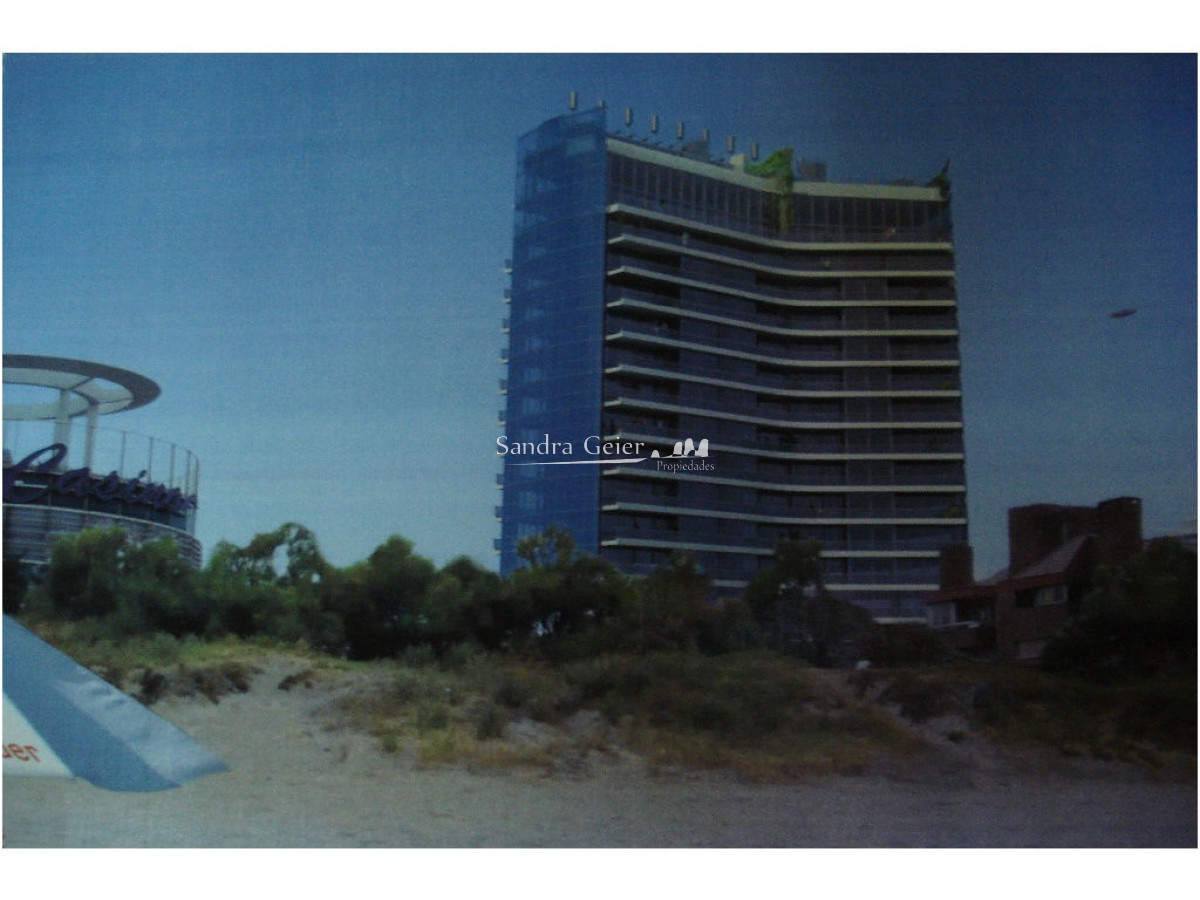 Apartamento ID.1733 - DIVINA PLANTA DE 3 DORMITORIOS, VENTA  PUNTA DEL ESTE