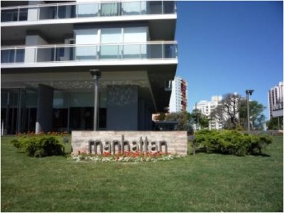 Apartamento ID.1485 - APTO EN VENTA, PUNTA DEL ESTE,  PARRILLERO PROPIO, EXCELENTE UBICACION, MULTIPLES SERVICIOS