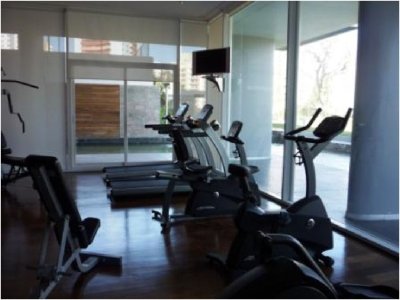 Apartamento ID.1485 - APTO EN VENTA, PUNTA DEL ESTE,  PARRILLERO PROPIO, EXCELENTE UBICACION, MULTIPLES SERVICIOS