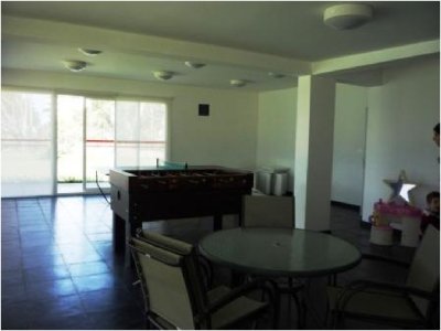 Apartamento ID.1485 - APTO EN VENTA, PUNTA DEL ESTE,  PARRILLERO PROPIO, EXCELENTE UBICACION, MULTIPLES SERVICIOS