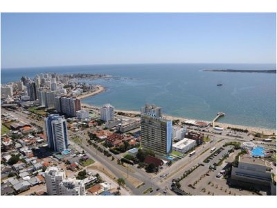 Apartamento ID.1733 - DIVINA PLANTA DE 3 DORMITORIOS, VENTA  PUNTA DEL ESTE
