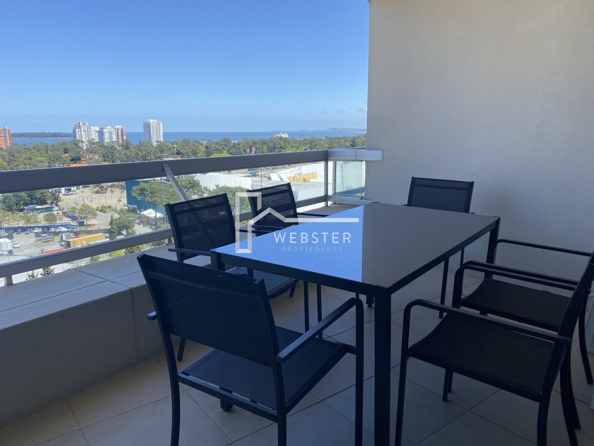 Apartamento ID.2687 - HERMOSO APARTAMENTO 3 DORMITORIOS Y DEPENDENCIA VENTA EN PUNTA DEL ESTE