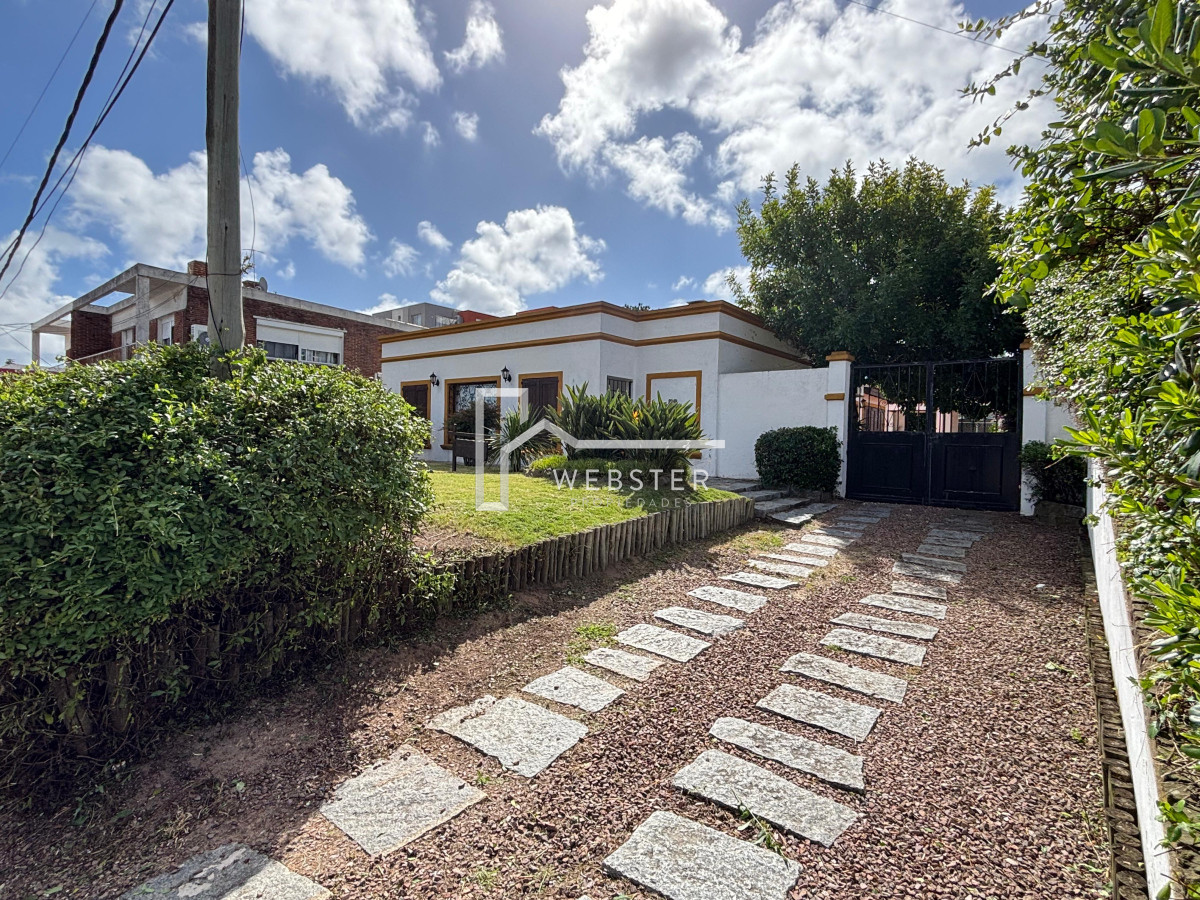 Casa ID.1955 - CHALET SUPER LINDO A 200 METROS DEL MAR ALQUILER ANUAL O TEMPORADA