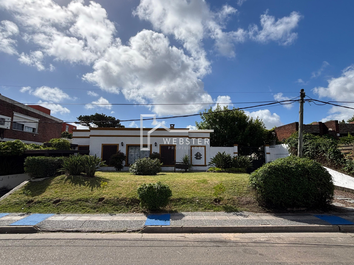 Casa ID.1955 - CHALET SUPER LINDO A 200 METROS DEL MAR ALQUILER ANUAL O TEMPORADA