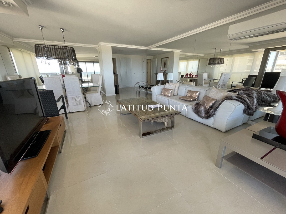Brava - GoPunta - Portal Inmobiliario de Punta del Este - Maldonado