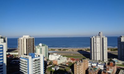 PENT HOUSE EN TORRE DE CATEGORÍA