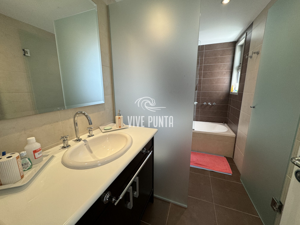 Apartamento ID.853 - TORRE IMPERIAL II PREMIUM 4 DORMITORIOS EN SUITE