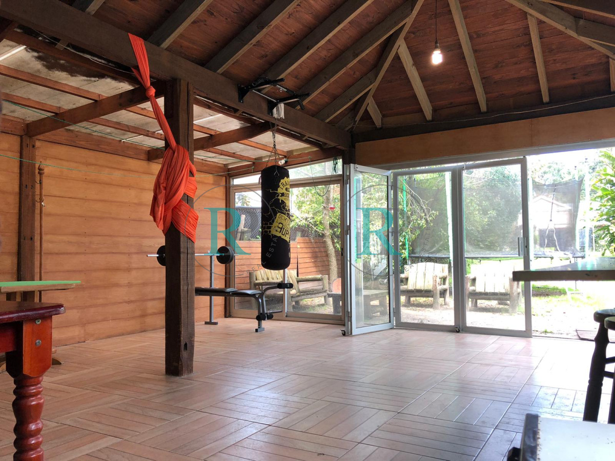 Casa ID.276 - 2 CASASEN UN MISMO PADRON EN VENTA  JARDINES DE CORDOBA