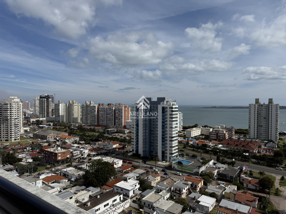 Apartamento ID.5397 - ESPECTACULAR PENT HOUSE EN TORRE FRANCIA PUNTA DEL ESTE DE 2 DORMITORIOS