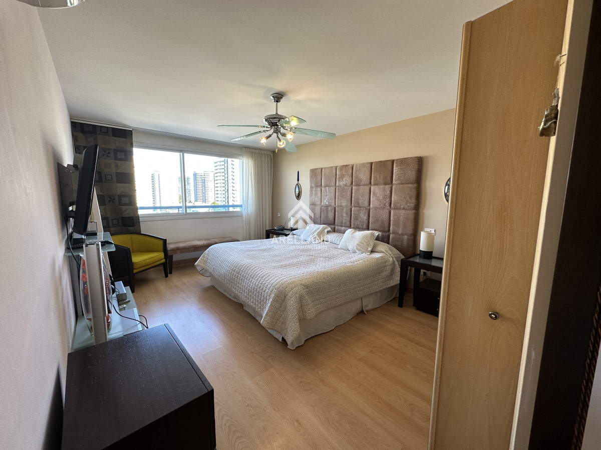 Apartamento ID.6139 - Venta apartamento 3 dormitorios y dependencia 