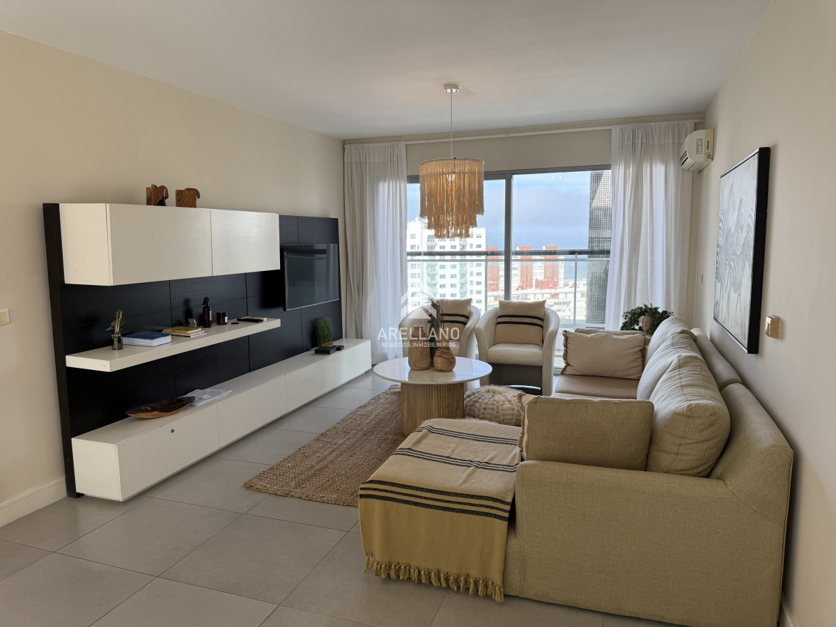 Apartamento ID.5397 - ESPECTACULAR PENT HOUSE EN TORRE FRANCIA PUNTA DEL ESTE DE 2 DORMITORIOS