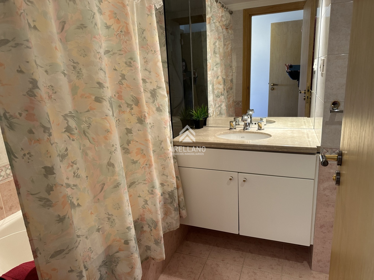 Apartamento ID.6139 - Venta apartamento 3 dormitorios y dependencia 