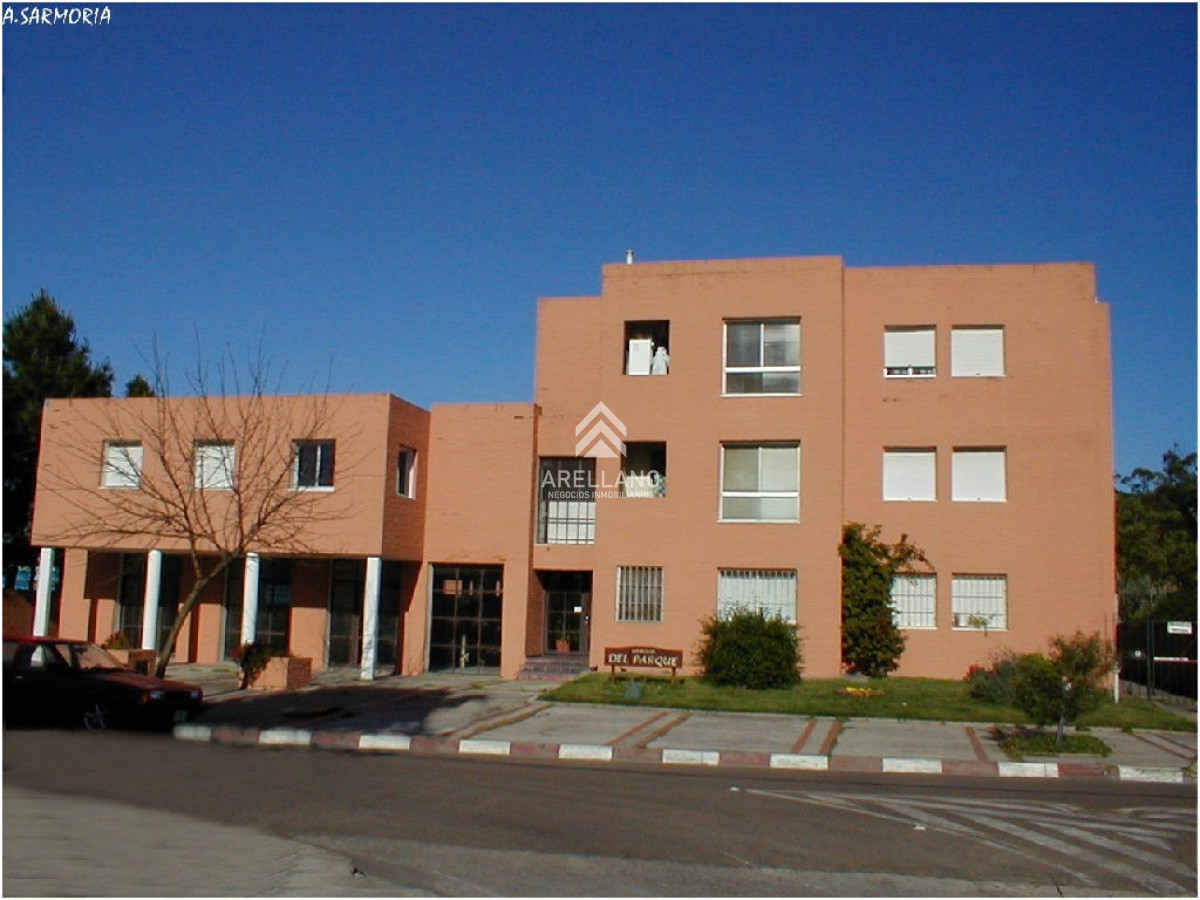 Apartamento ID.4609 - Venta apartamento, 2 terrazas (1 con parrillero propio)