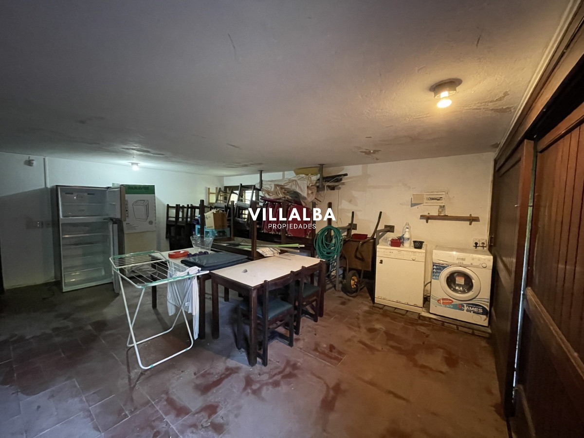 Casa ID.1548 - CASA EN VENTA, EXCELENTE ZONA RESIDENCIAL PUNTA DEL ESTE, PLAYA MANSA