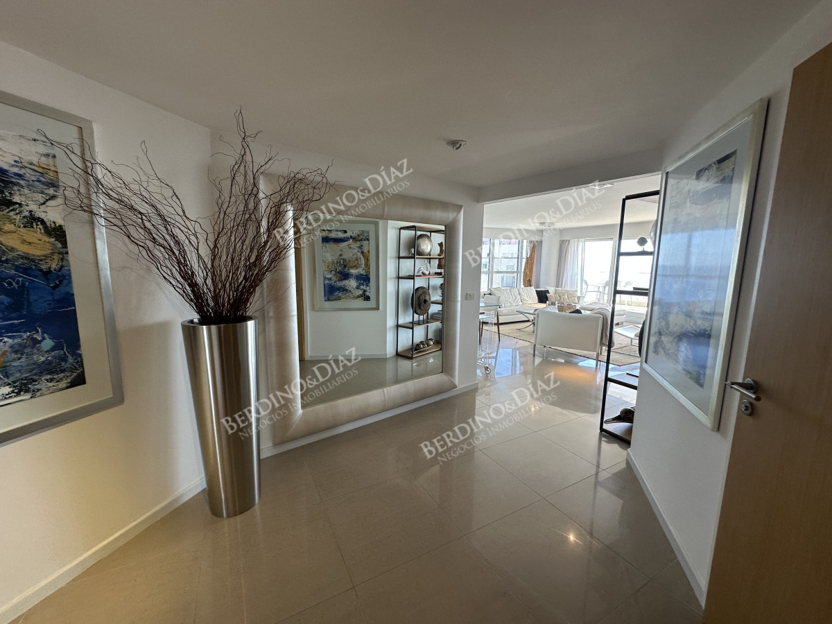 Apartamento ID.2909 - ESPECTACULAR ESTADO EDIFICIO EN ZONA DE ENJOY ALEXANDER 
