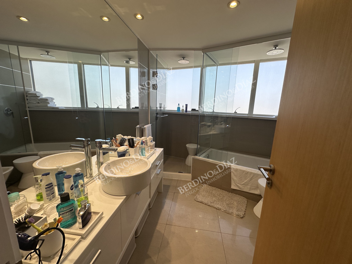 Apartamento ID.2909 - ESPECTACULAR ESTADO EDIFICIO EN ZONA DE ENJOY ALEXANDER 