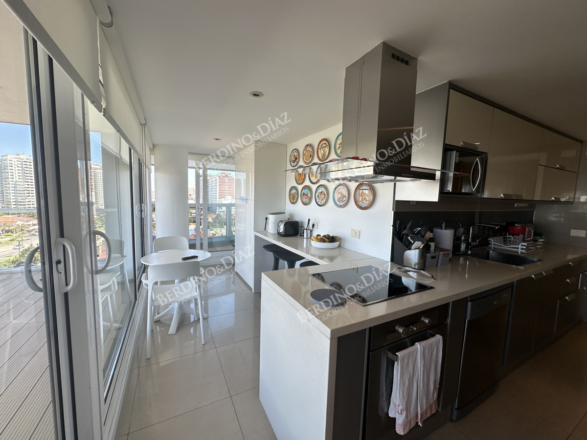 Apartamento ID.2909 - ESPECTACULAR ESTADO EDIFICIO EN ZONA DE ENJOY ALEXANDER 