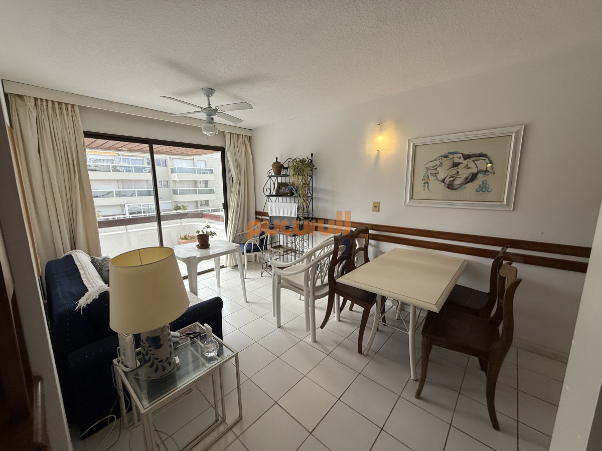 Apartamento ID.2347 - VENTA PUNTA DEL ESTE 2 DORMITORIOS A PASITOS DEL PUERTO Y GORLERO CON AMENITIES