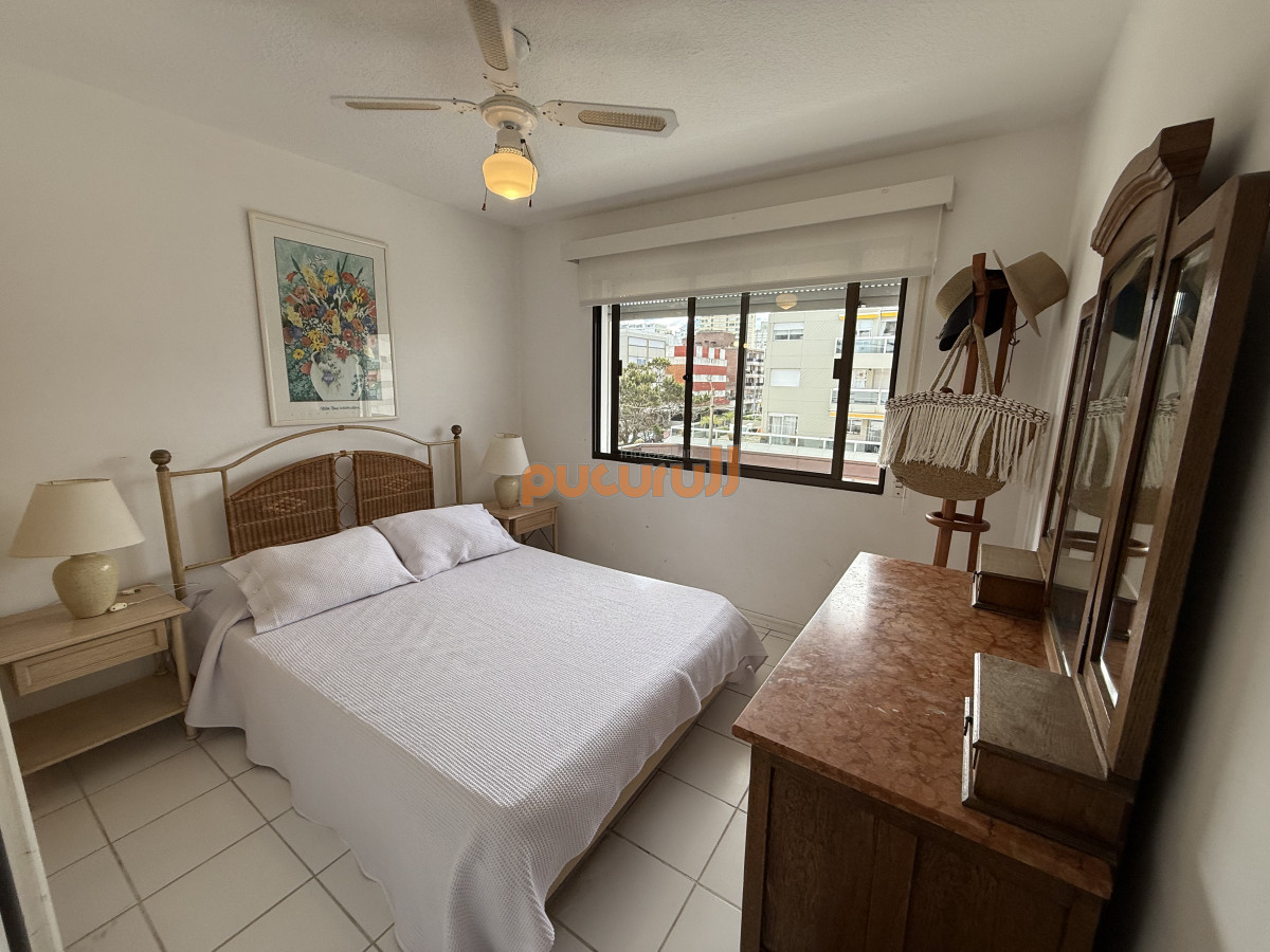 Apartamento ID.2347 - VENTA PUNTA DEL ESTE 2 DORMITORIOS A PASITOS DEL PUERTO Y GORLERO CON AMENITIES