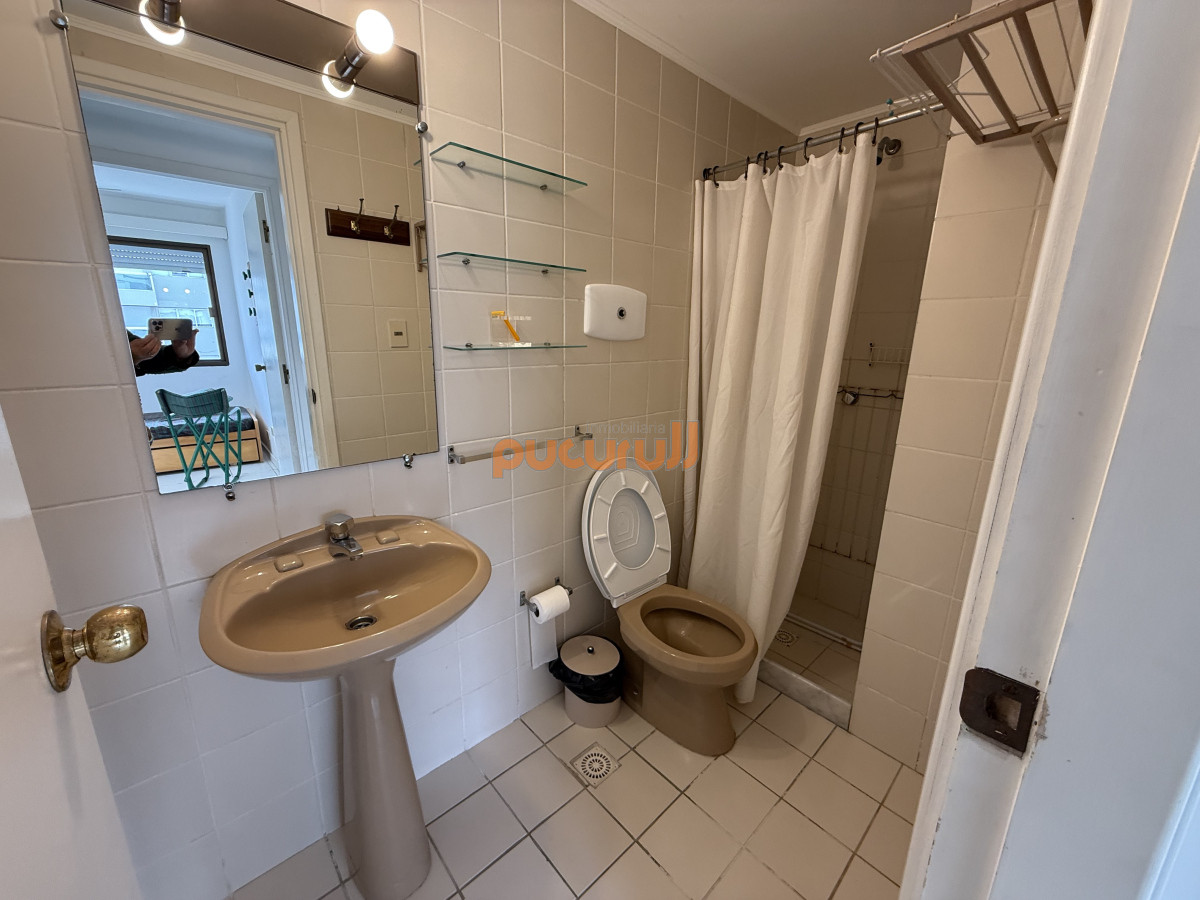 Apartamento ID.2347 - VENTA PUNTA DEL ESTE 2 DORMITORIOS A PASITOS DEL PUERTO Y GORLERO CON AMENITIES