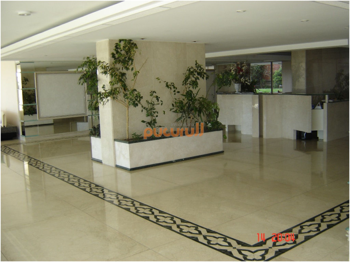 Apartamento ID.2434 - RECIEN INGRESADO, 3 DORMITORIOS Y DEP. VENTA PRIMERA LINEA PLAYA MANSA