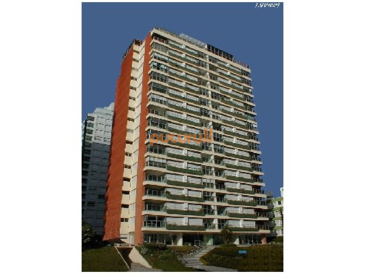 Apartamento ID.2434 - RECIEN INGRESADO, 3 DORMITORIOS Y DEP. VENTA PRIMERA LINEA PLAYA MANSA