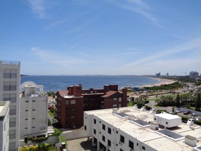 Lujo sobresaliente. Alexander Collection Condominium