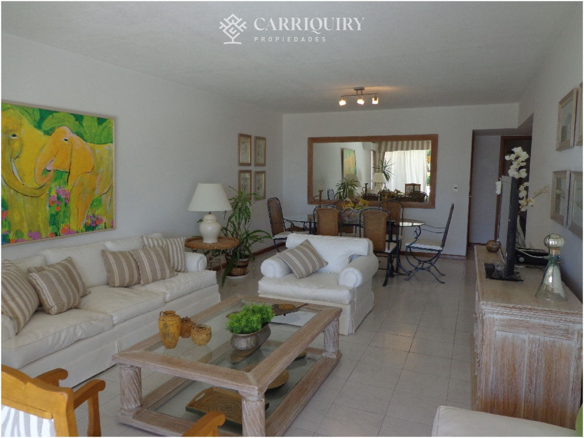 Apartamento ID.5714/Alquiler-temporal-y-anual-de-maravilloso-departamento-esquinero-en-Torre-Le-Parc,-Playa-Brava,-Punta-del-Este - Con piscina propia, espectacular vista y ubicaciónALQUILER Y VENTA PUERTO