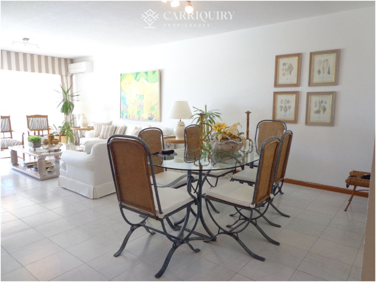 Apartamento ID.5714/Alquiler-temporal-y-anual-de-maravilloso-departamento-esquinero-en-Torre-Le-Parc,-Playa-Brava,-Punta-del-Este - Con piscina propia, espectacular vista y ubicaciónALQUILER Y VENTA PUERTO