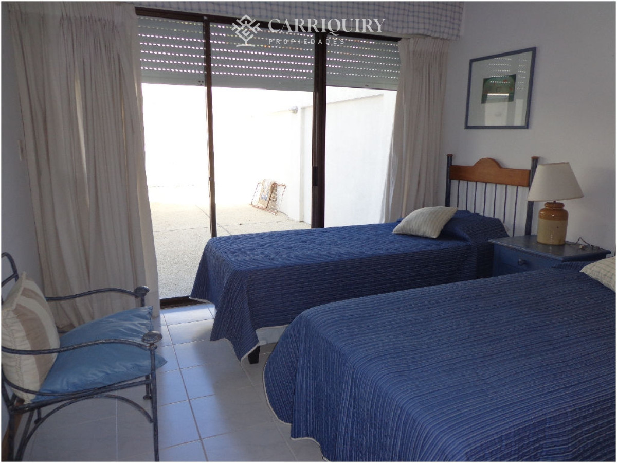 Apartamento ID.5714/Alquiler-temporal-y-anual-de-maravilloso-departamento-esquinero-en-Torre-Le-Parc,-Playa-Brava,-Punta-del-Este - Con piscina propia, espectacular vista y ubicaciónALQUILER Y VENTA PUERTO