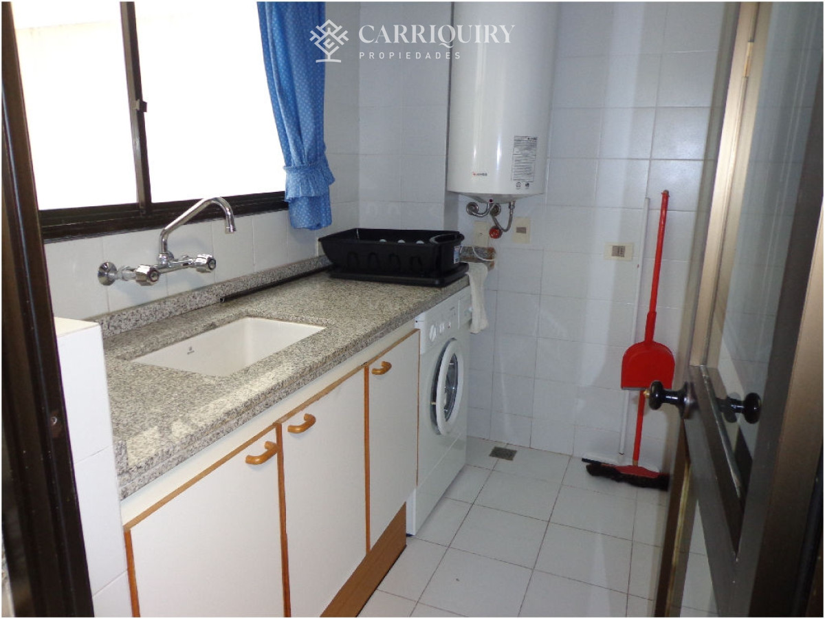 Apartamento ID.5714/Alquiler-temporal-y-anual-de-maravilloso-departamento-esquinero-en-Torre-Le-Parc,-Playa-Brava,-Punta-del-Este - Con piscina propia, espectacular vista y ubicaciónALQUILER Y VENTA PUERTO
