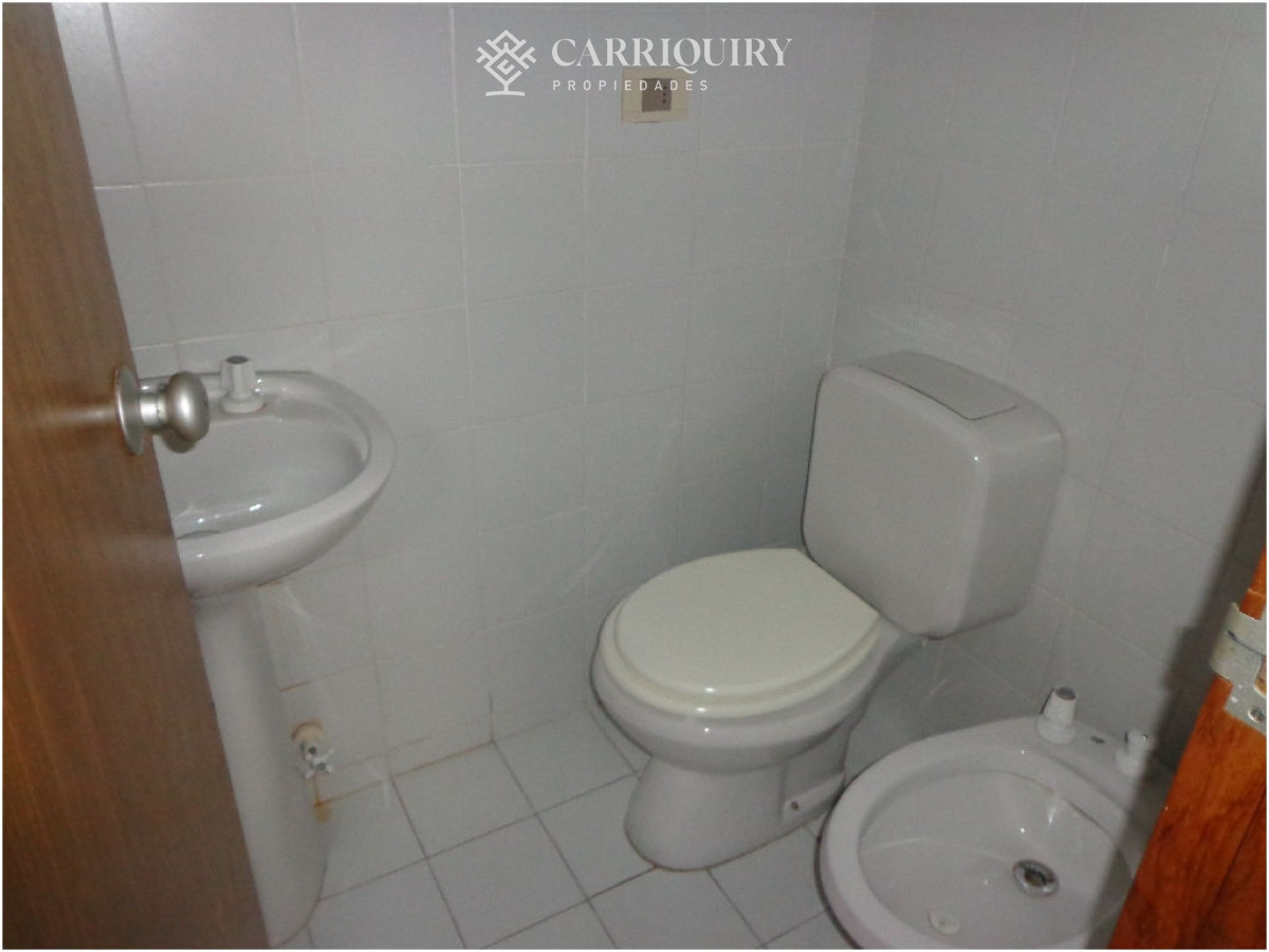 Apartamento ID.5714/Alquiler-temporal-y-anual-de-maravilloso-departamento-esquinero-en-Torre-Le-Parc,-Playa-Brava,-Punta-del-Este - Con piscina propia, espectacular vista y ubicaciónALQUILER Y VENTA PUERTO