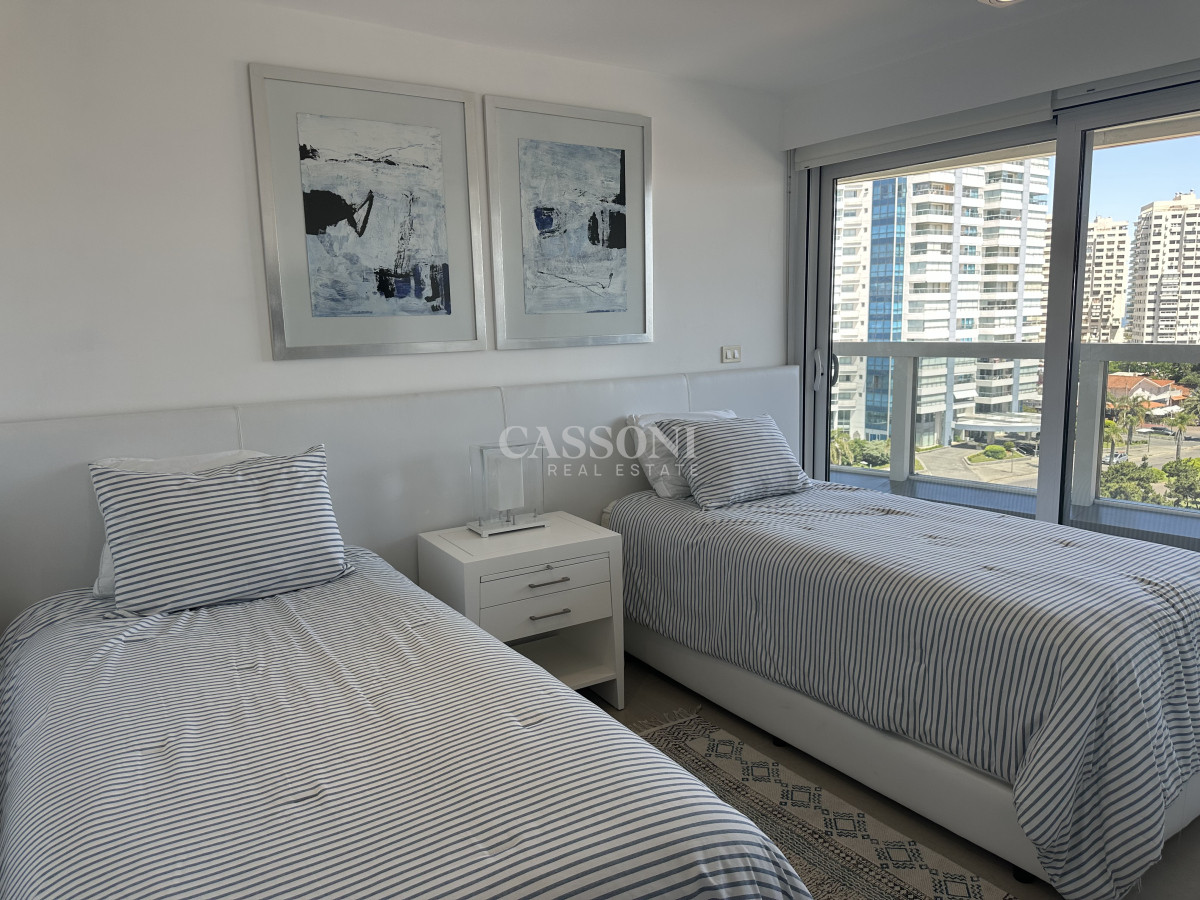 Apartamento ID.2585 - ESPECTACULAR ESTADO EDIFICIO EN ZONA DE ENJOY ALEXANDER 
