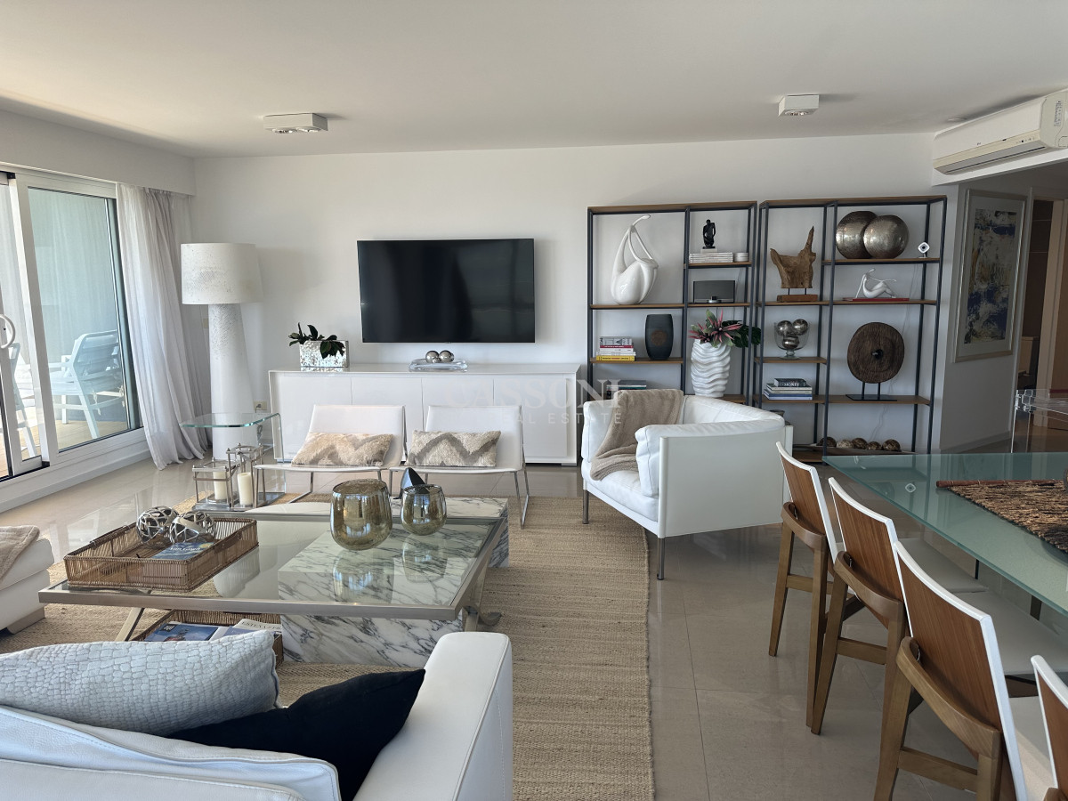 Apartamento ID.2585 - ESPECTACULAR ESTADO EDIFICIO EN ZONA DE ENJOY ALEXANDER 