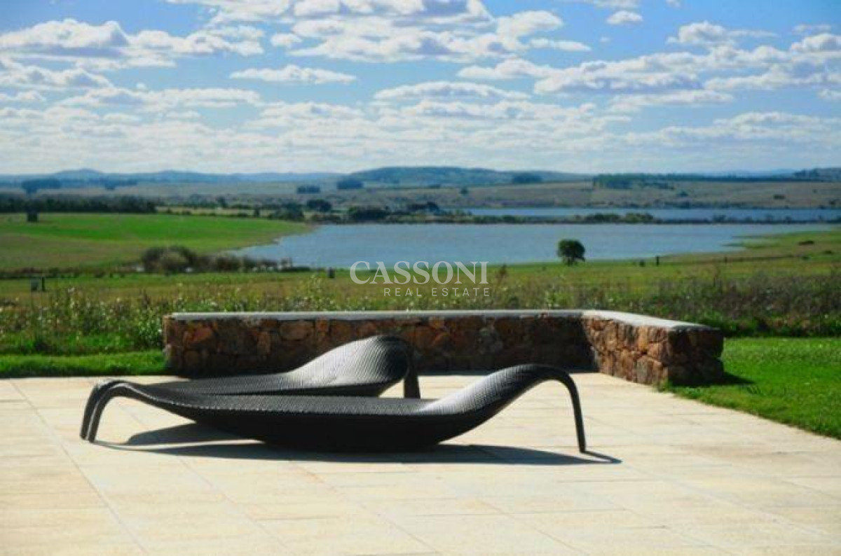 Terreno ID.3823 - 50 metros de costa, acepta financiacion, venta, chacra, Punta del Este, Uruguay, LAGUNA DE LOS CISNES