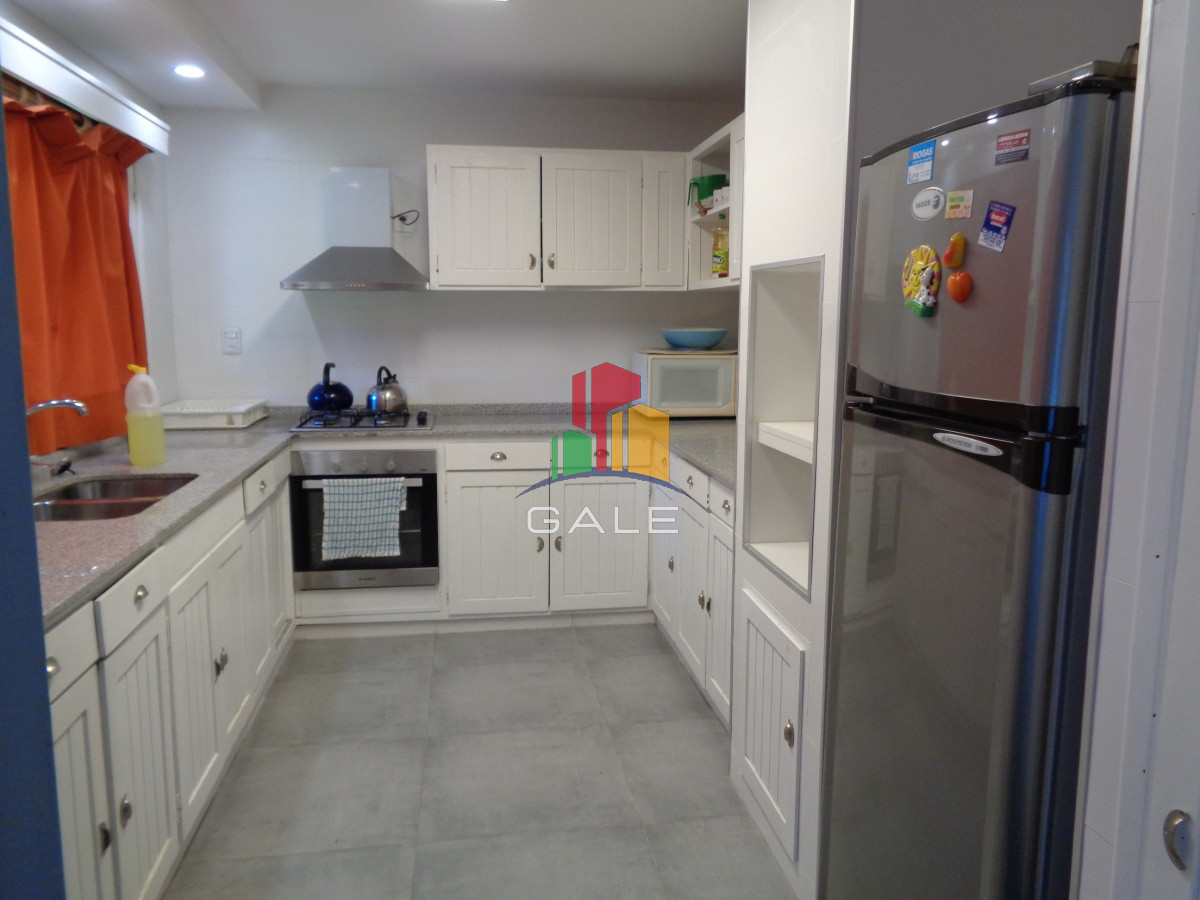 Casa ID.474 - Alquiler anual y venta  hermosa casa en zona de prestigio, alquiler en Punta del Este, barrio Beverly Hills