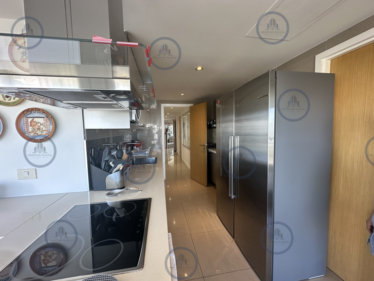 Apartamento ID.2402 - ESPECTACULAR ESTADO EDIFICIO EN ZONA DE ENJOY ALEXANDER 