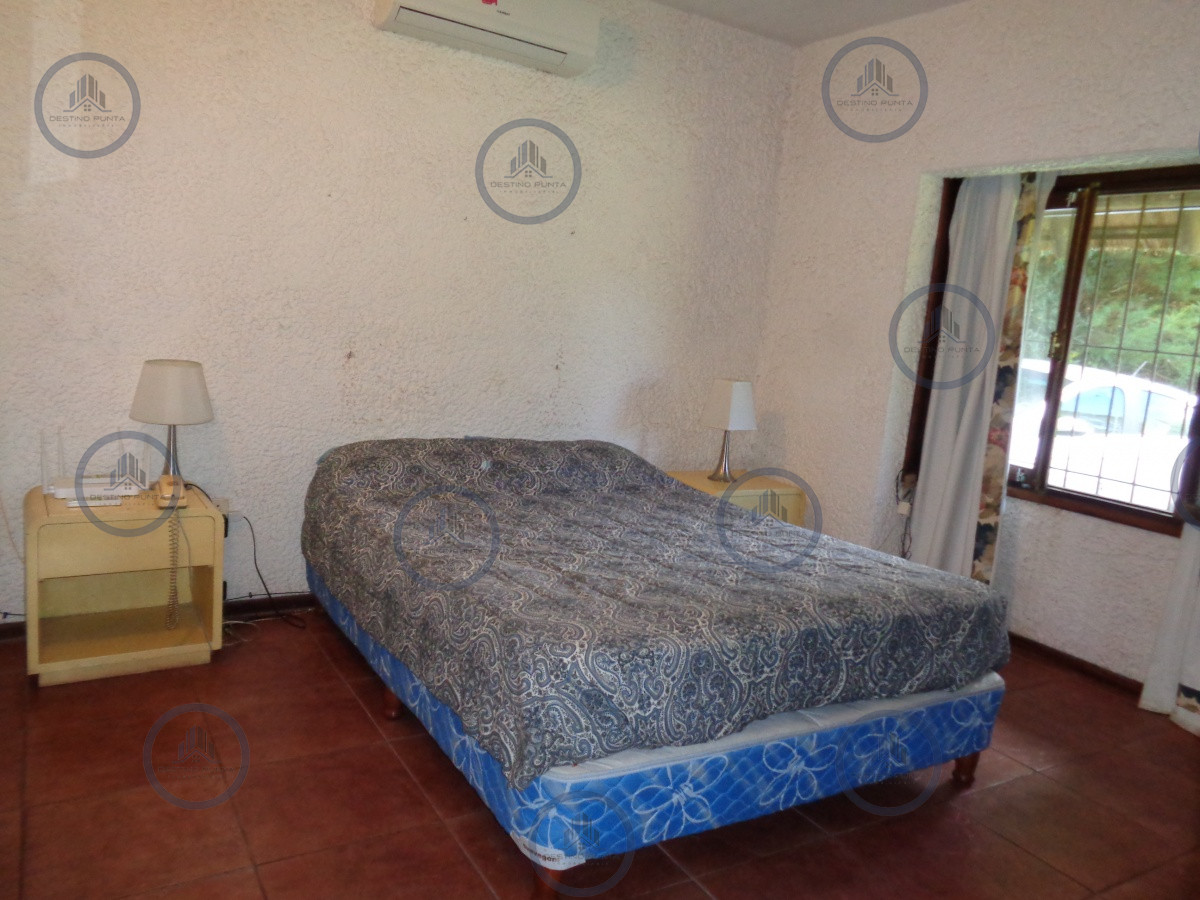 Casa ID.671 - Casa en zona de prestigio, alquiler en Punta del Este, barrio Beverly Hills