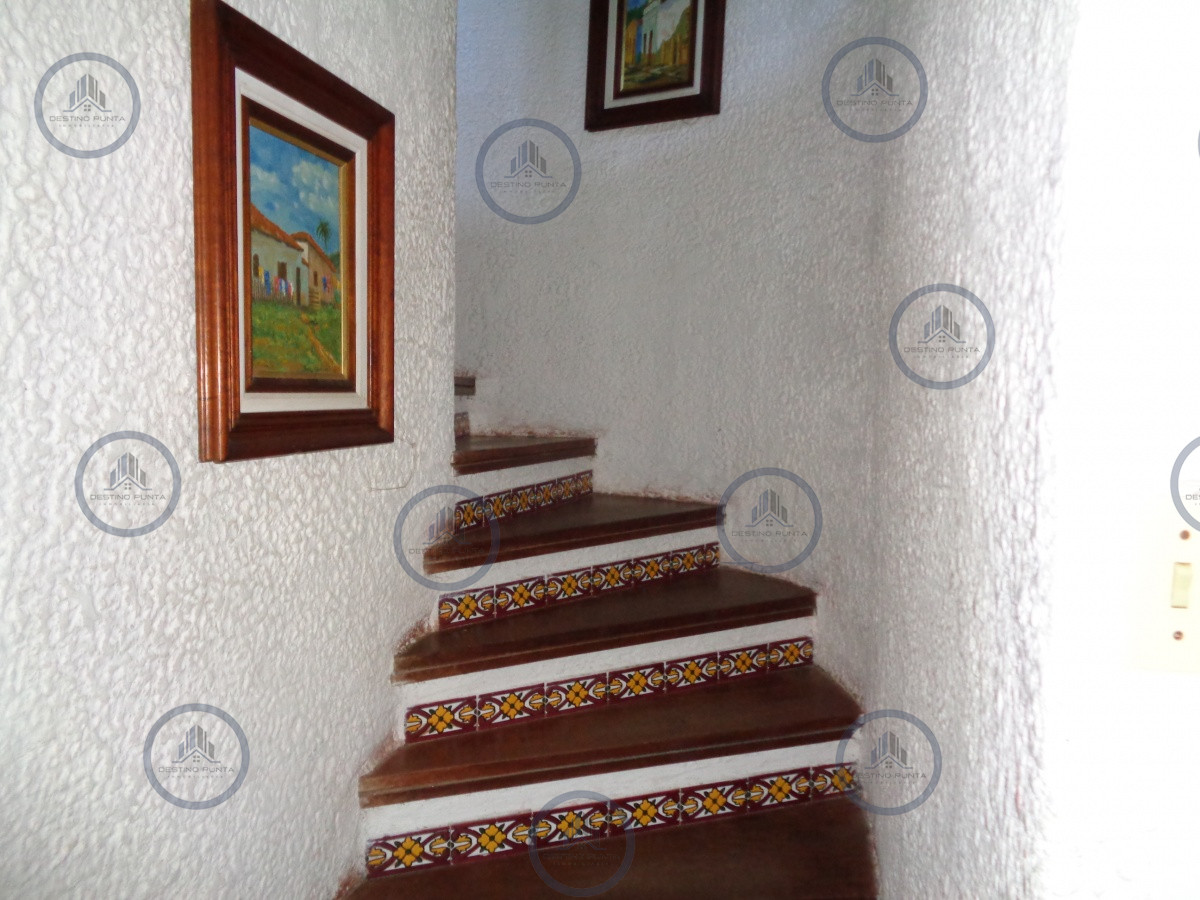 Casa ID.671 - Casa en zona de prestigio, alquiler en Punta del Este, barrio Beverly Hills