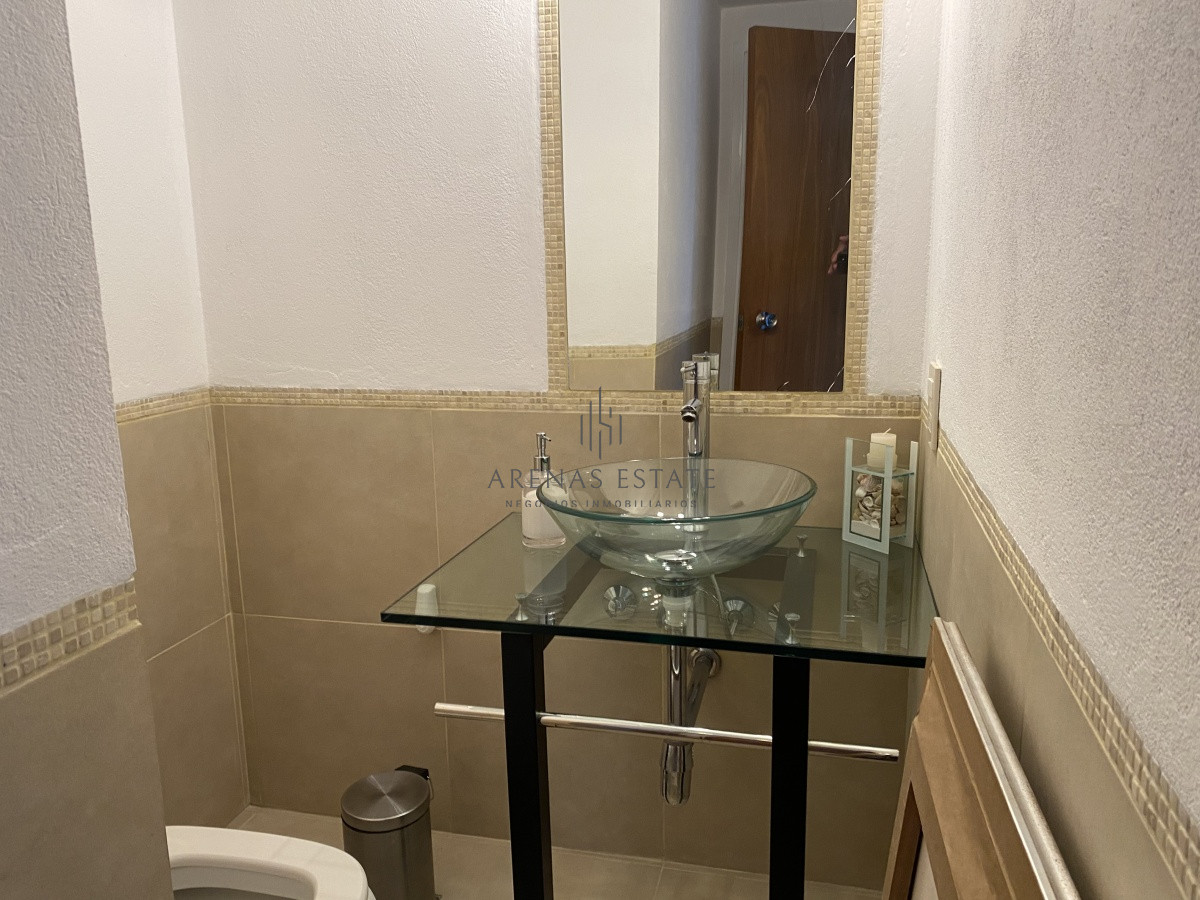 Apartamento ID.719 - HERMOSO APARTAMENTO 3 DORMITORIOS Y DEPENDENCIA VENTA EN PUNTA DEL ESTE