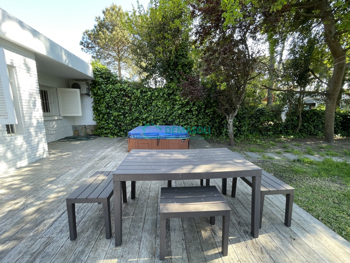 Casa ID.577 - CASA EN VENTA EN PUNTA DEL ESTE 3 DORMITORIOS